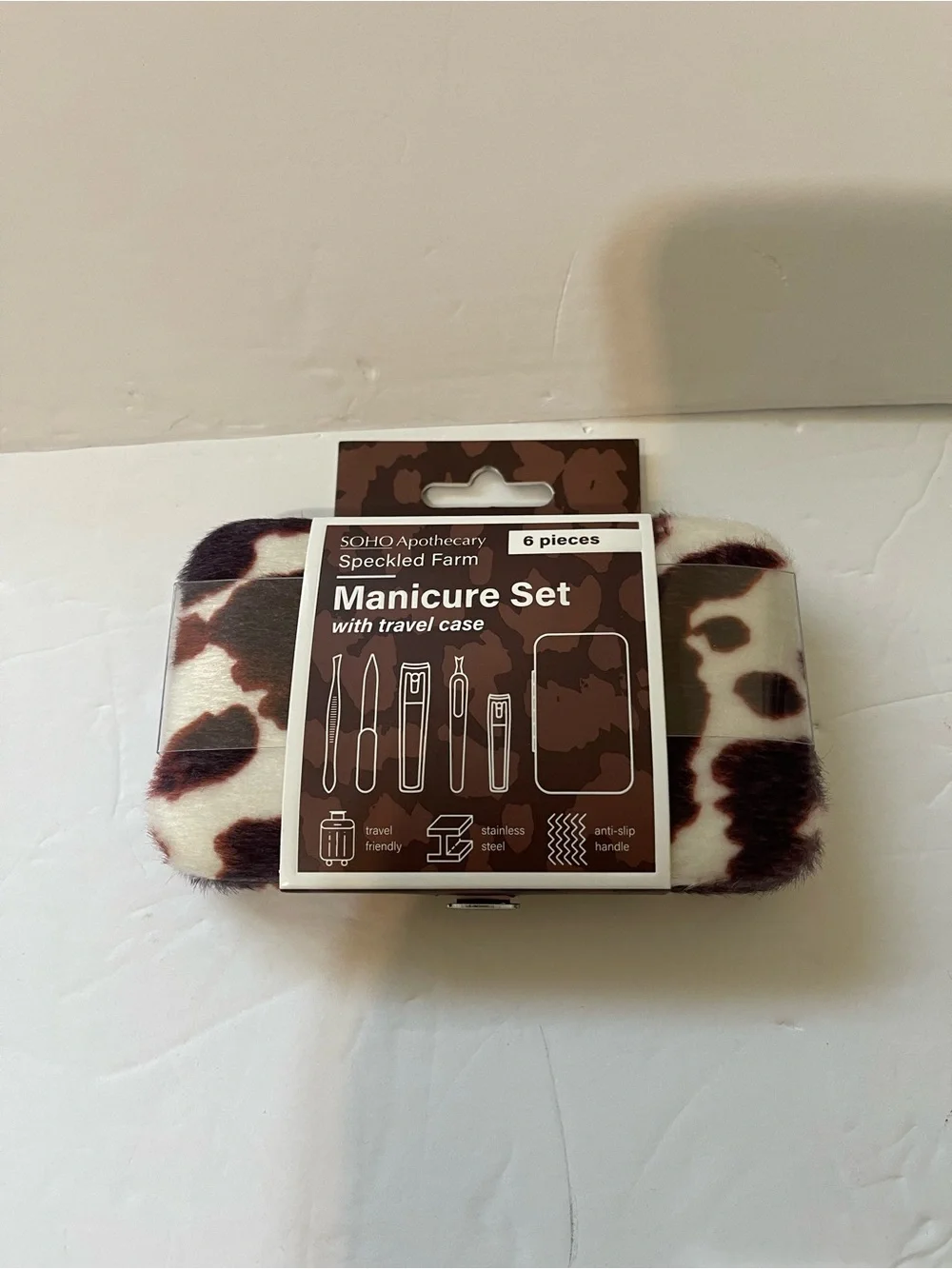 SOHO Apothecary Speckled Farm Cow Print 6-Piece Manicure Set - NWT **
